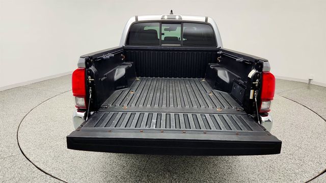 2020 Toyota Tacoma 2WD SR5 Double Cab 5' Bed I4 AT (Natl) - 23013603 - 19