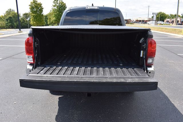 2020 Toyota Tacoma 2WD SR5 Double Cab 5' Bed V6 AT (GS) - 22909979 - 33
