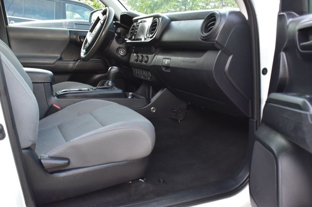 2020 Toyota Tacoma 2WD SR Access Cab 6' Bed I4 AT (Natl) - 23090470 - 16