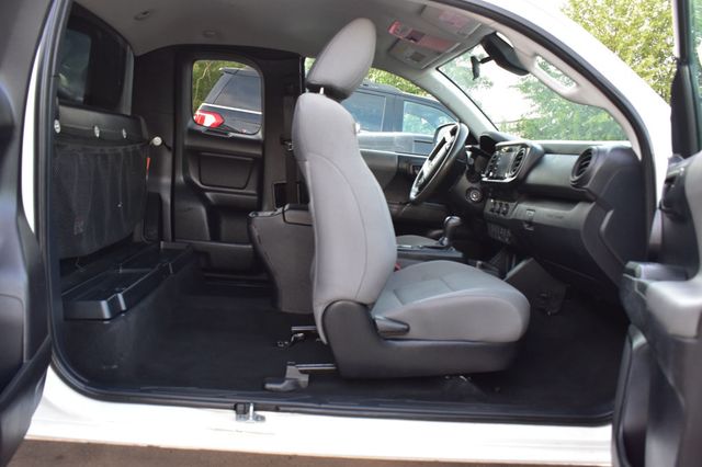 2020 Toyota Tacoma 2WD SR Access Cab 6' Bed I4 AT (Natl) - 23090470 - 17