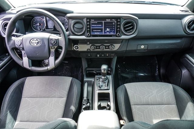 2020 Toyota Tacoma 2WD TRD Sport Double Cab 5' Bed V6 AT (Natl) - 22994190 - 11