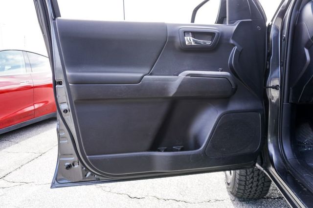 2020 Toyota Tacoma 2WD TRD Sport Double Cab 5' Bed V6 AT (Natl) - 22994190 - 18