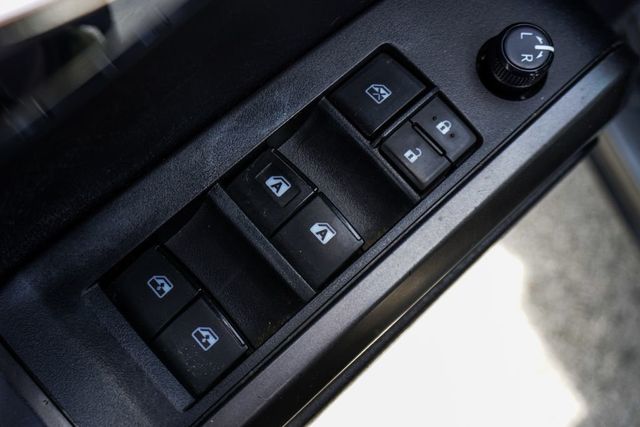 2020 Toyota Tacoma 2WD TRD Sport Double Cab 5' Bed V6 AT (Natl) - 22994190 - 20