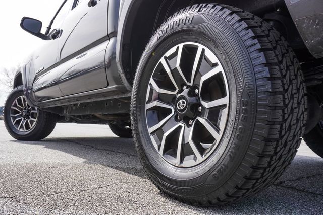 2020 Toyota Tacoma 2WD TRD Sport Double Cab 5' Bed V6 AT (Natl) - 22994190 - 33