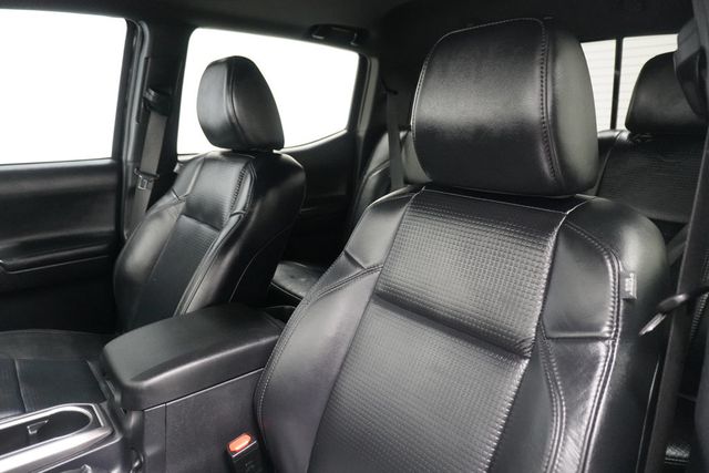 2020 Toyota Tacoma 4WD Limited Double Cab 5' Bed V6 AT (Natl) - 23025623 - 9