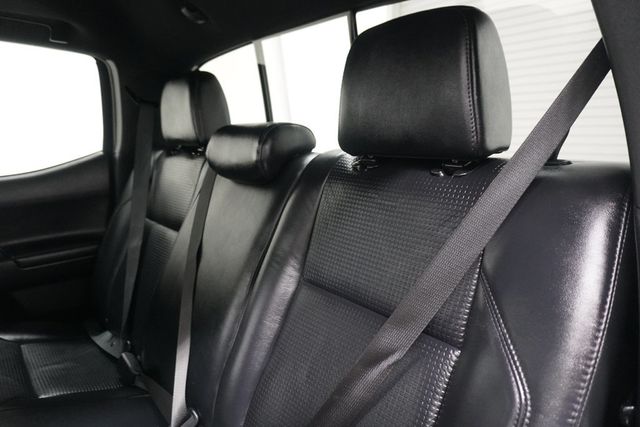 2020 Toyota Tacoma 4WD Limited Double Cab 5' Bed V6 AT (Natl) - 23025623 - 11