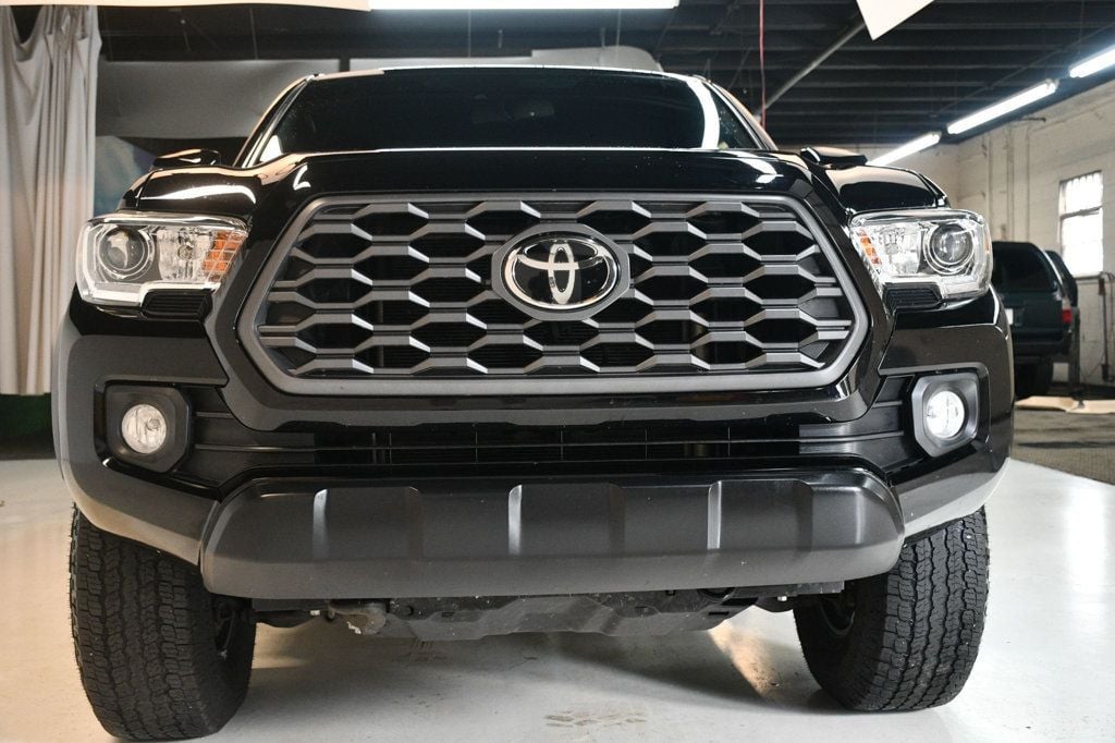 2020 Toyota Tacoma TRD Double Cab V6 photo 16