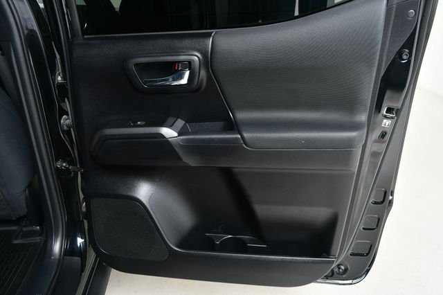 2020 Toyota Tacoma 4WD TRD Off Road Double Cab 5' Bed V6 MT (SE) - 22920048 - 25