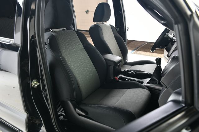 2020 Toyota Tacoma 4WD TRD Off Road Double Cab 5' Bed V6 MT (SE) - 22920048 - 30