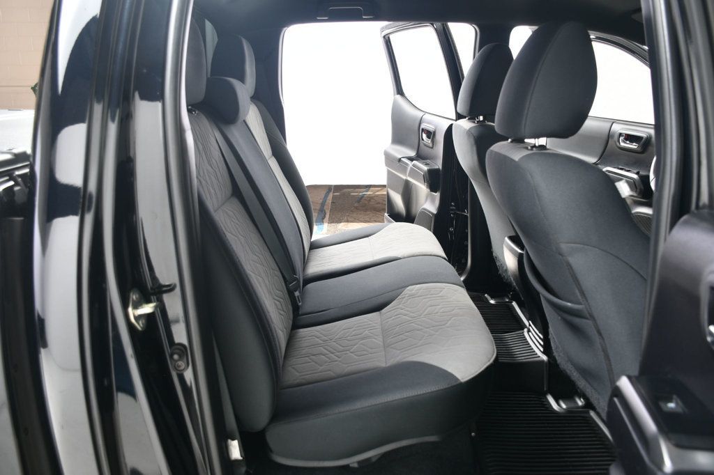 2020 Toyota Tacoma TRD Double Cab V6 photo 33