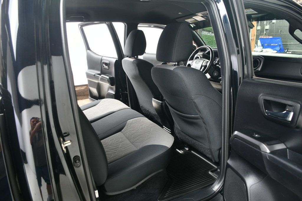 2020 Toyota Tacoma TRD Double Cab V6 photo 34