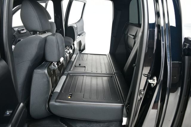 2020 Toyota Tacoma 4WD TRD Off Road Double Cab 5' Bed V6 MT (SE) - 22920048 - 37