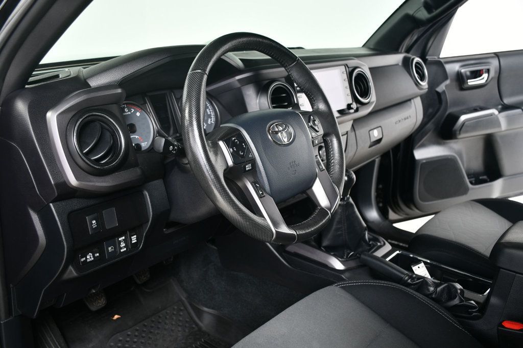 2020 Toyota Tacoma TRD Double Cab V6 photo 5