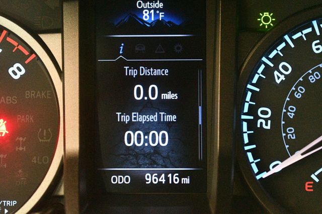 2020 Toyota Tacoma 4WD TRD Off Road Double Cab 5' Bed V6 MT (SE) - 22920048 - 49