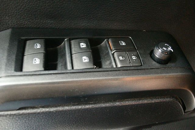 2020 Toyota Tacoma 4WD TRD Off Road Double Cab 5' Bed V6 MT (SE) - 22920048 - 66