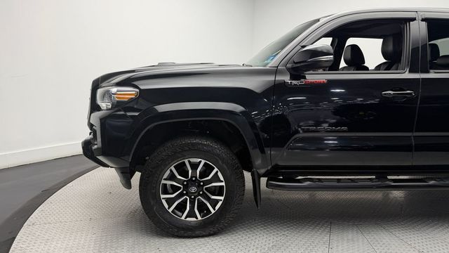 2020 Toyota Tacoma 4WD TRD Sport Double Cab 5' Bed V6 AT (Natl) - 23029535 - 3