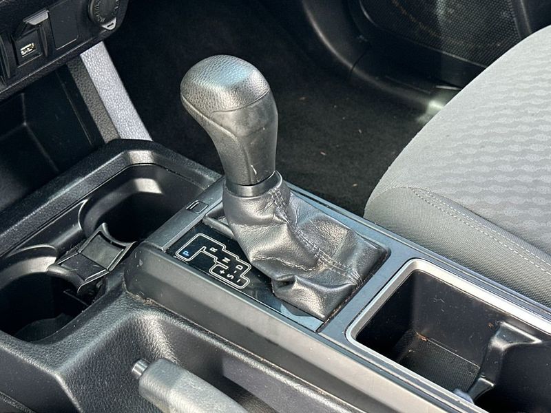 2020 Toyota Tacoma SR - 22946959 - 17