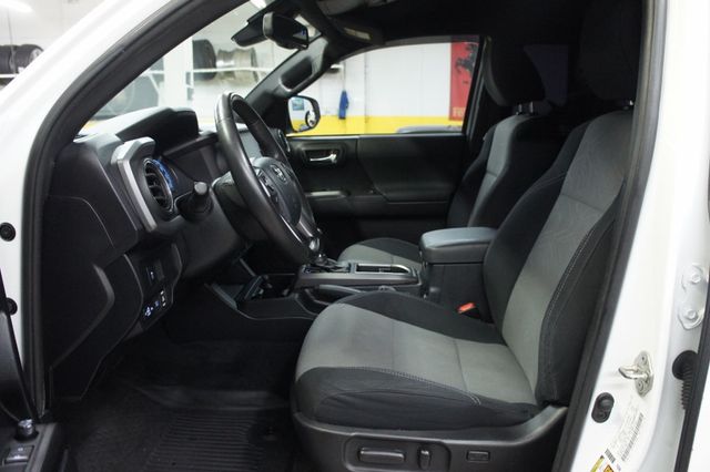 2020 Toyota Tacoma SR5 DOUBLE CAB, LIFTED, RIMS, OFFROAD TIRES - 22945684 - 44