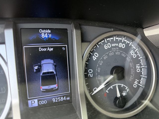 2020 Toyota Tacoma SR5 V6 4x2 4dr Double Cab 5.0 ft SB - 23054085 - 11