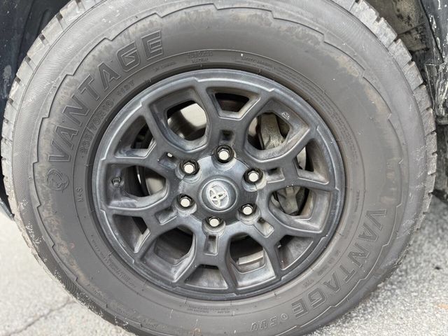 2020 Toyota Tacoma SR5 V6 4x2 4dr Double Cab 5.0 ft SB - 23054085 - 18