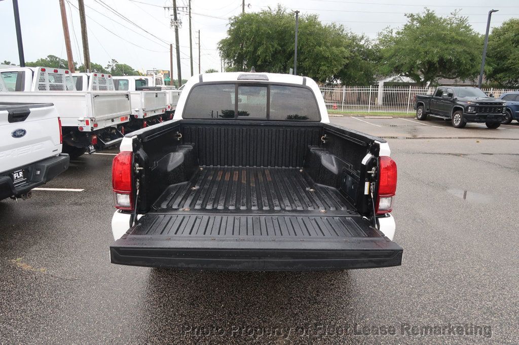 2020 Toyota Tacoma Tacoma 2WD Crew Cab SWB - 23056583 - 17