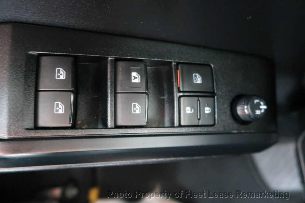2020 Toyota Tacoma Tacoma 2WD Crew Cab SWB - 23056583 - 33