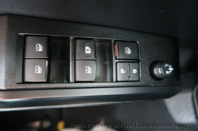 2020 Toyota Tacoma Tacoma 2WD Crew Cab SWB - 23056583 - 33