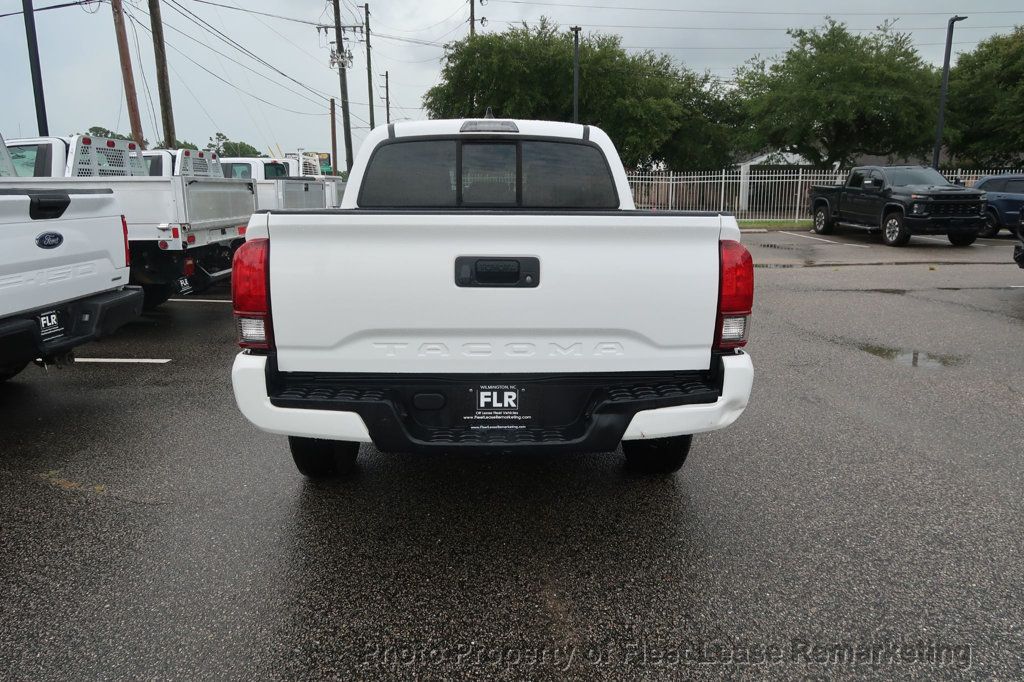 2020 Toyota Tacoma Tacoma 2WD Crew Cab SWB - 23056583 - 3