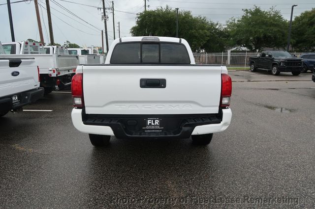 2020 Toyota Tacoma Tacoma 2WD Crew Cab SWB - 23056583 - 3