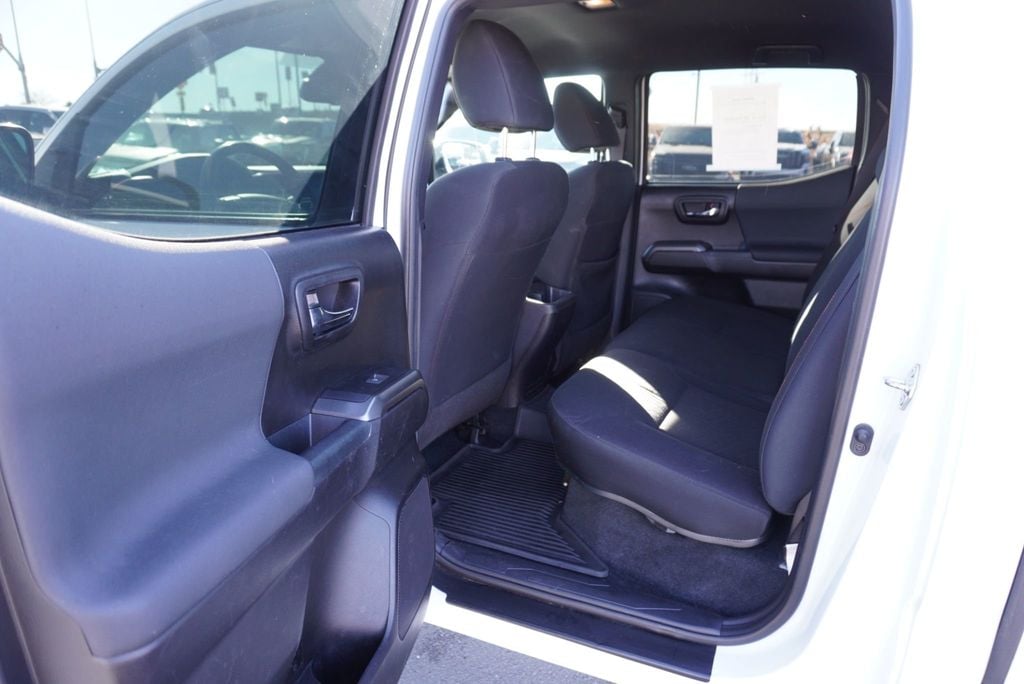2020 Toyota Tacoma TRD - 22978028 - 21