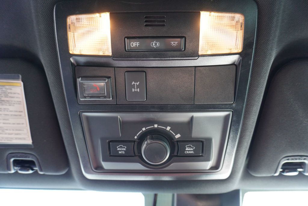 2020 Toyota Tacoma TRD - 22978028 - 38