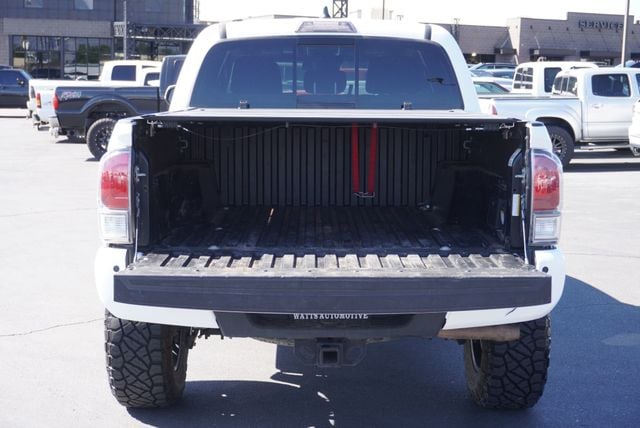 2020 Toyota Tacoma TRD - 23086201 - 10