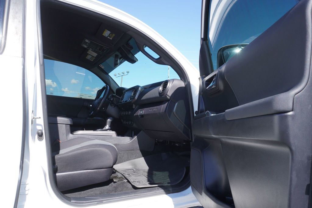 2020 Toyota Tacoma TRD - 23086201 - 20