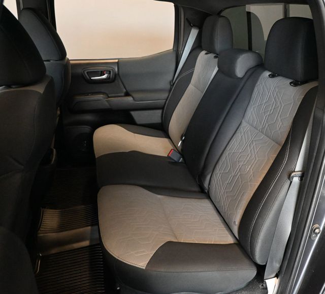2020 Toyota Tacoma TRD Sport  - 23073201 - 13