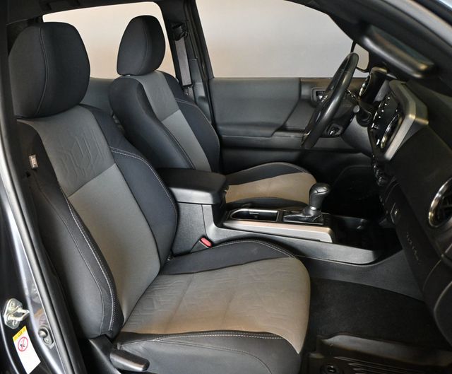 2020 Toyota Tacoma TRD Sport  - 23073201 - 14