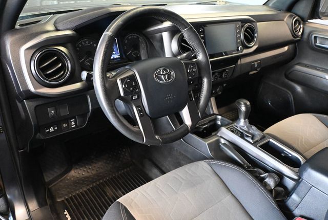 2020 Toyota Tacoma TRD Sport  - 23073201 - 8