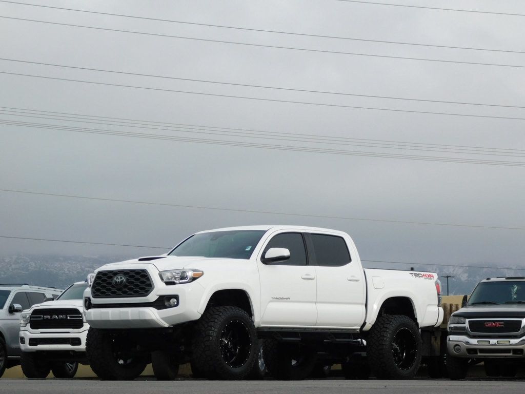 2020 Toyota Tacoma TRD SPORT - 22736063 - 1