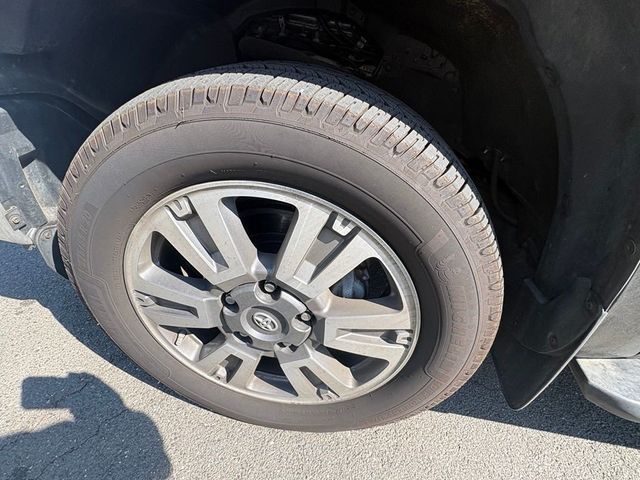 2020 Toyota Tundra 4WD 1794 Edition CrewMax 5.5' Bed 5.7L (Natl) - 23042304 - 9
