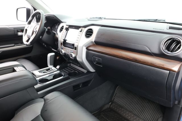 2020 Toyota Tundra 4WD Limited CrewMax 5.5' Bed 5.7L (Natl) with Premium Package - 22938044 - 22
