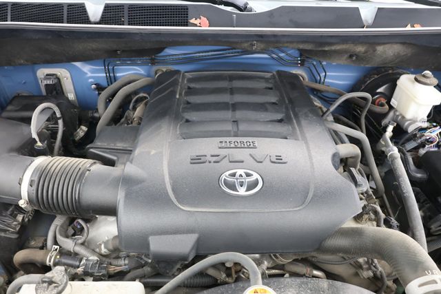 2020 Toyota Tundra 4WD Limited CrewMax 5.5' Bed 5.7L (Natl) with Premium Package - 22938044 - 23