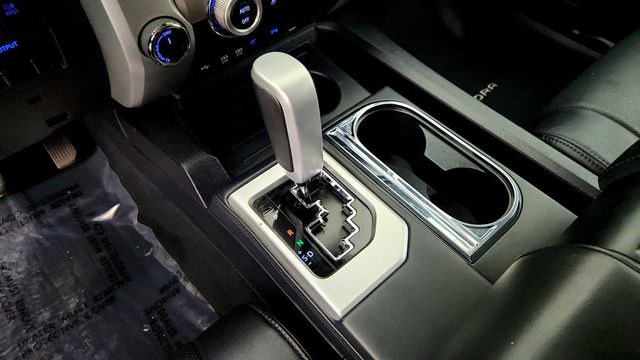 2020 Toyota Tundra 4WD Platinum CrewMax 5.5' Bed 5.7L (Natl) - 23092713 - 16