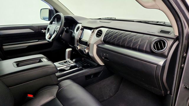 2020 Toyota Tundra 4WD Platinum CrewMax 5.5' Bed 5.7L (Natl) - 23092713 - 24