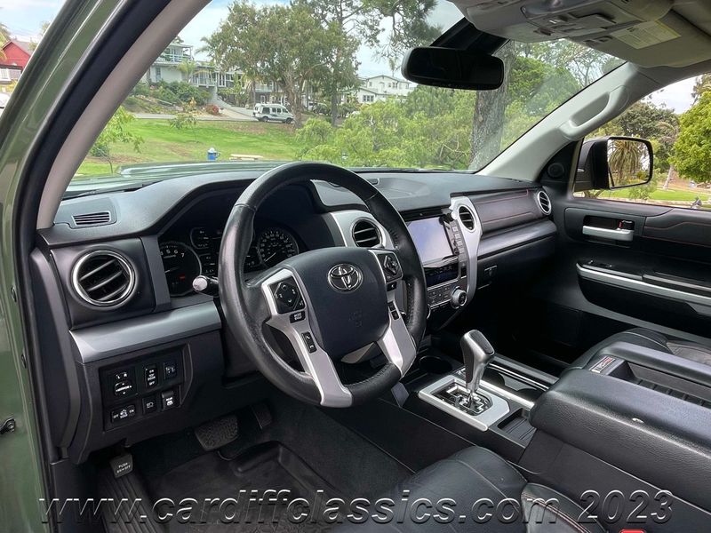 2020 Toyota Tundra 4WD TRD Pro CrewMax 5.5' Bed 5.7L (SE) - 21984306 - 1