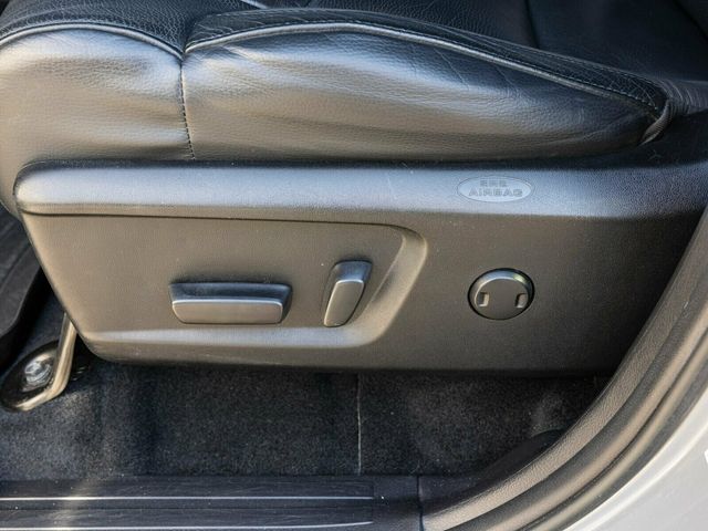 2020 Toyota Tundra Impeccable Condition, Custom Wrap, Garage Kept, V8 - 22970660 - 27