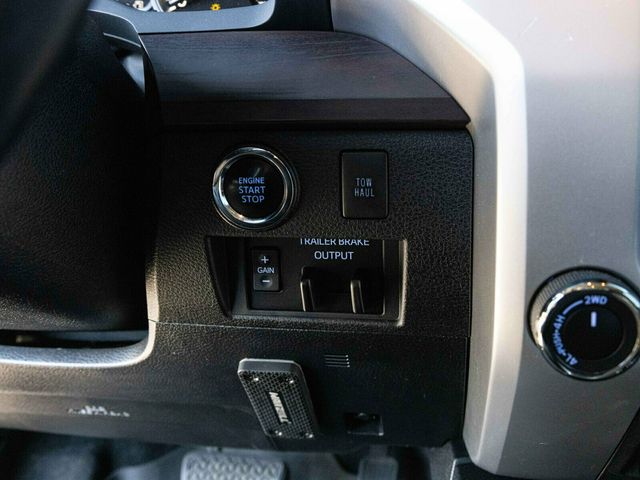2020 Toyota Tundra Impeccable Condition, Custom Wrap, Garage Kept, V8 - 22970660 - 34