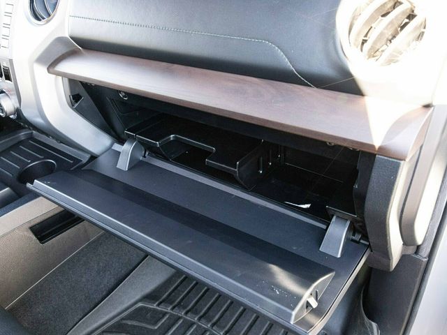 2020 Toyota Tundra Impeccable Condition, Custom Wrap, Garage Kept, V8 - 22970660 - 61