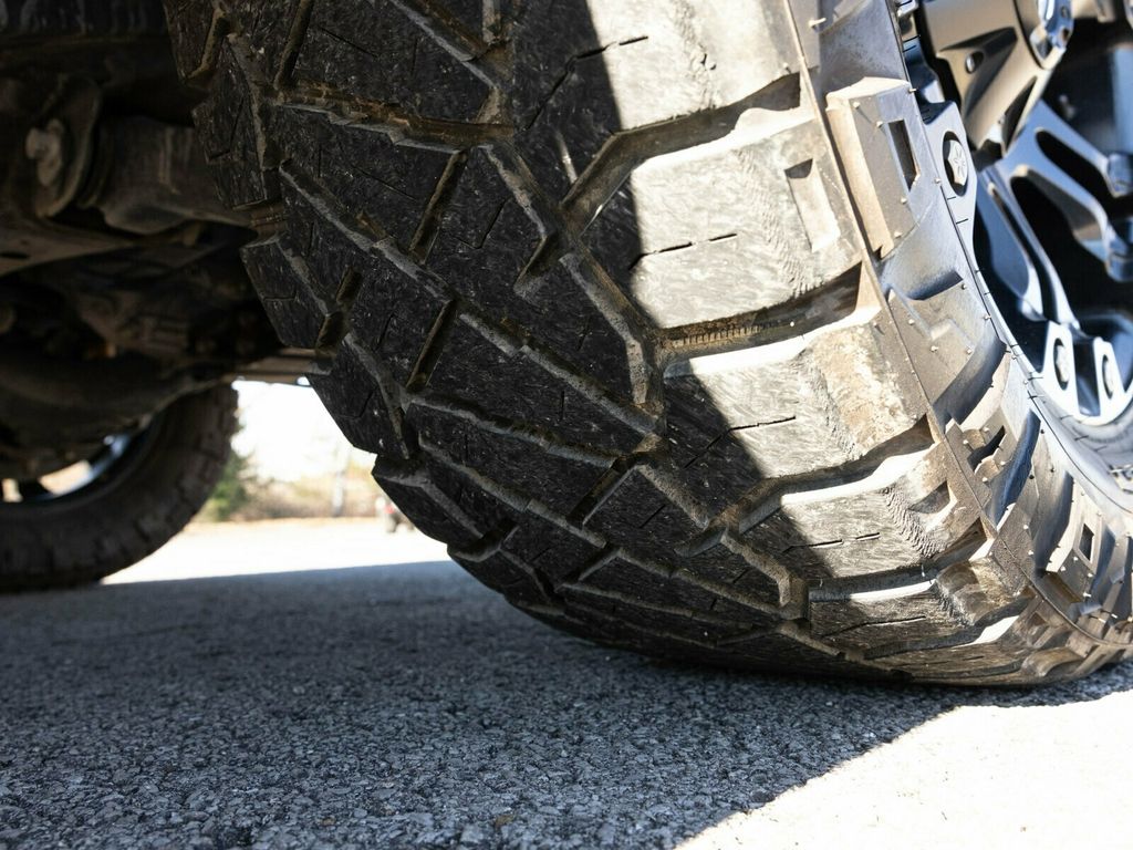 2020 Toyota Tundra Impeccable Condition, Custom Wrap, Garage Kept, V8 - 22970660 - 64