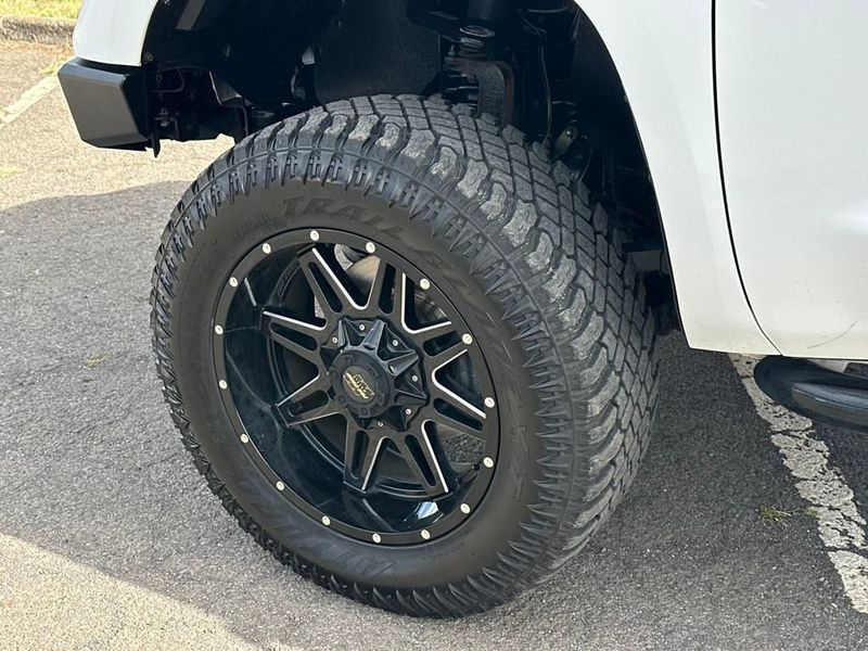 2020 Toyota Tundra SR5 - 22943649 - 10