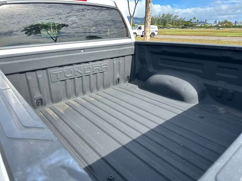 2020 Toyota Tundra SR5 - 22943649 - 18