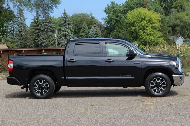 2020 Toyota Tundra SR5 CREWMAX W/ NEW TIRES AND BRAKE SERVICE - 23059290 - 1
